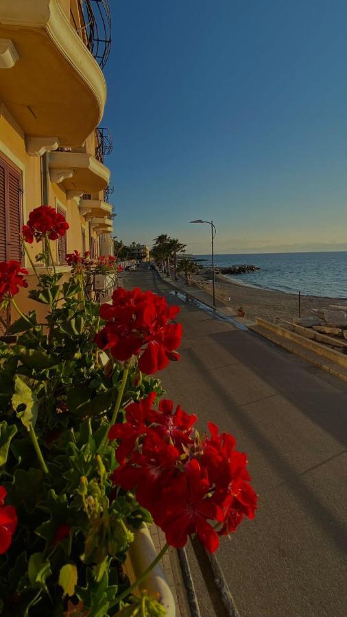 Hotel La Lampara Reggio Calabria Exterior photo