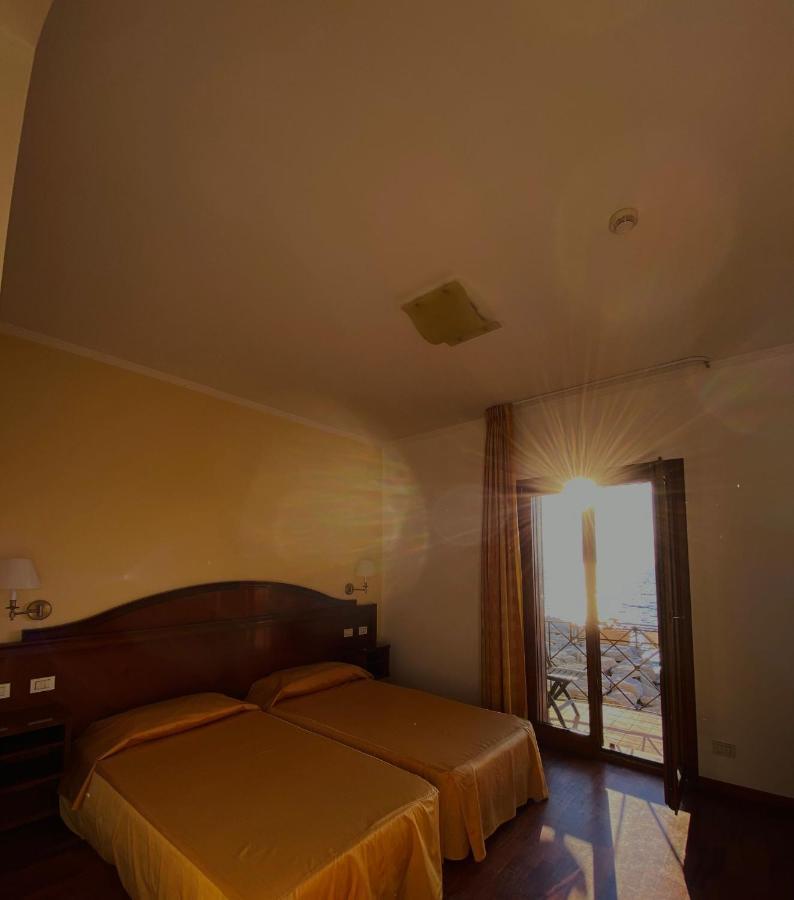 Hotel La Lampara Reggio Calabria Exterior photo