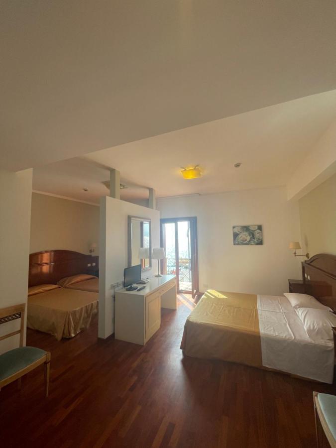 Hotel La Lampara Reggio Calabria Exterior photo