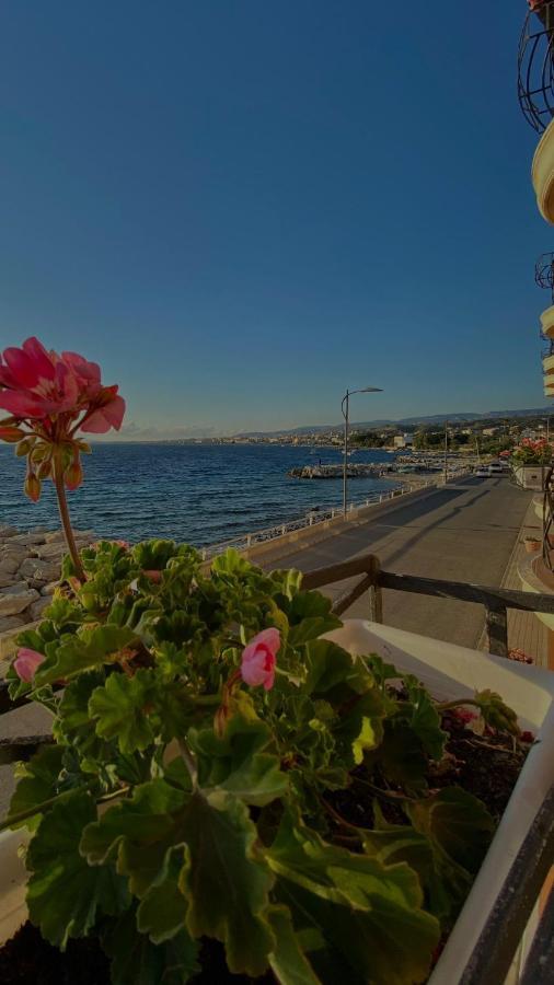 Hotel La Lampara Reggio Calabria Exterior photo